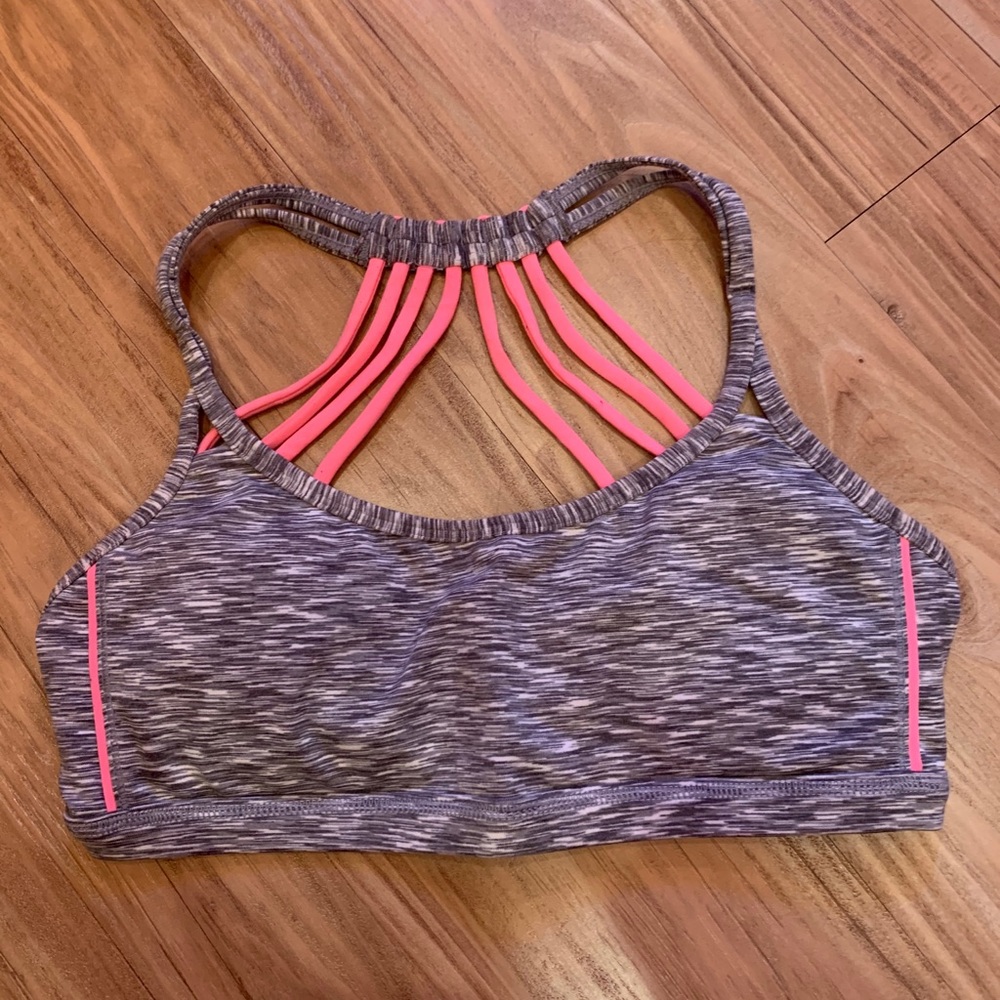 Lululemon sports bra